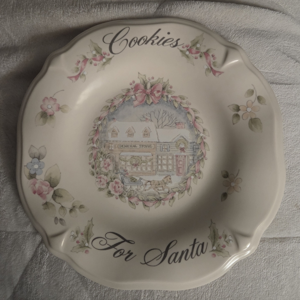 Pfaltzgraff Tea Rose Decorative Cookies For Santa 9" Plate